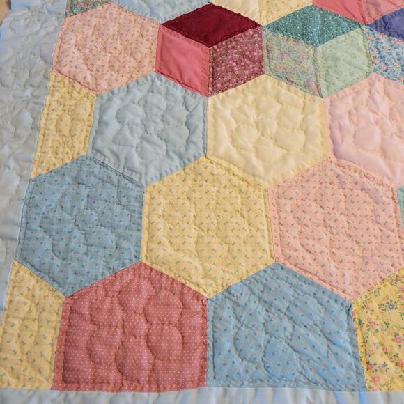 Handmade Hexagon Patchwork Quilt 51x39 Vintage Pastel 1990 Baby Lap Throw - Picture 10 of 16